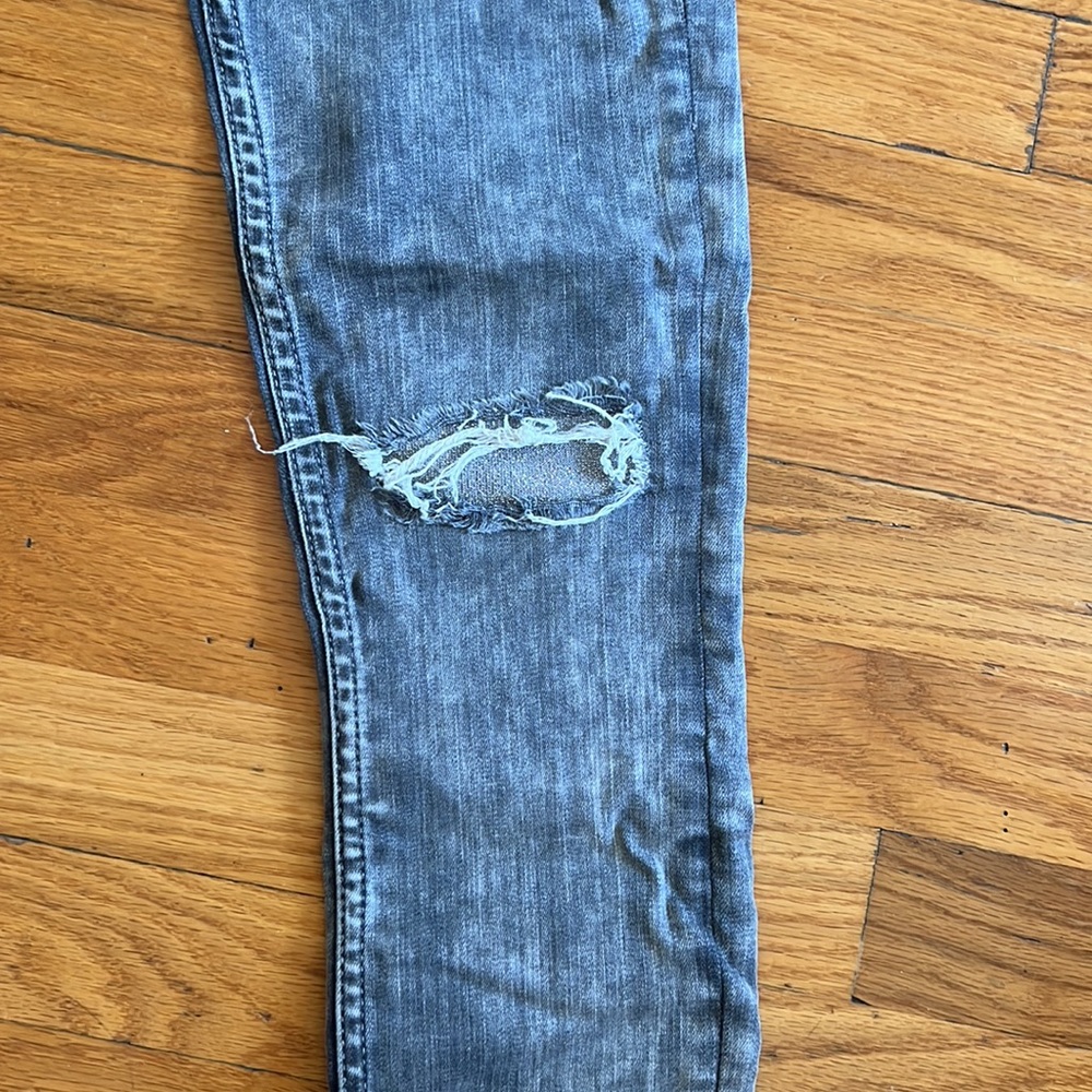 ZARA Gray Distressed Denim Skinny Jeans - Picture 2 of 5